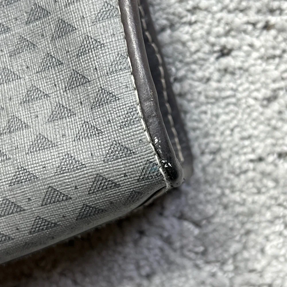 VTG‎ 80s Liz Claiborne Crossbody Bag Grey Geometric Triangle Print Leather Trim